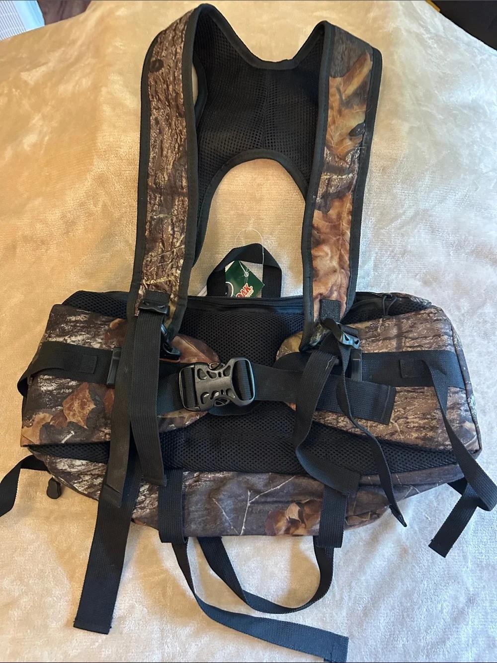 Mossy Oak Realtree Camo Hunting Chest Pack with Multiple Pockets